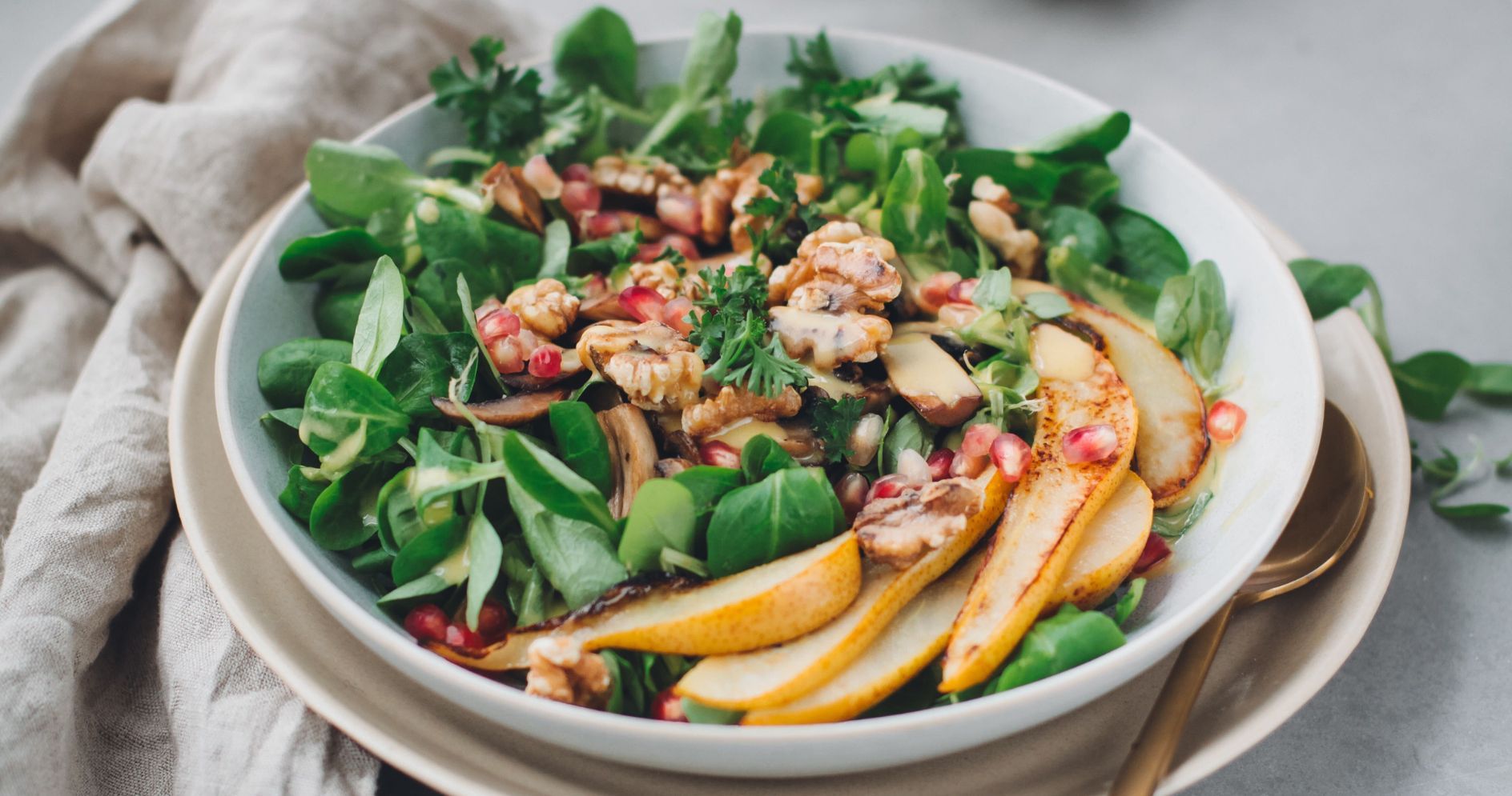 Birnen-Feldsalat mit aromatischem Senfdressing | Kale&Me Rezepte Birnen-Feldsalat mit aromatischem Senfdressing | Kale&Me Rezepte